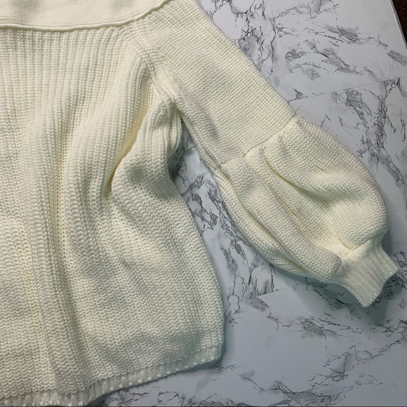 Off Shoulder Puff Sleeve Sweater - Picture 3 of 7